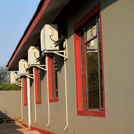 Mathlyn Guesthouse Γκαμπορόνε Εξωτερικό φωτογραφία