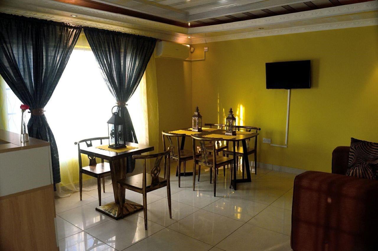 Mathlyn Guesthouse Γκαμπορόνε Εξωτερικό φωτογραφία